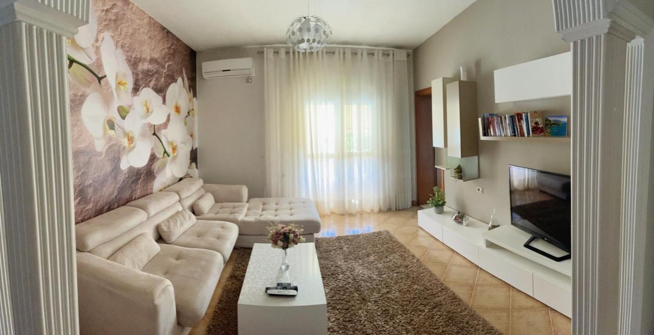 Sunkissed Centre Apartment วญอเรอ ภายนอก รูปภาพ