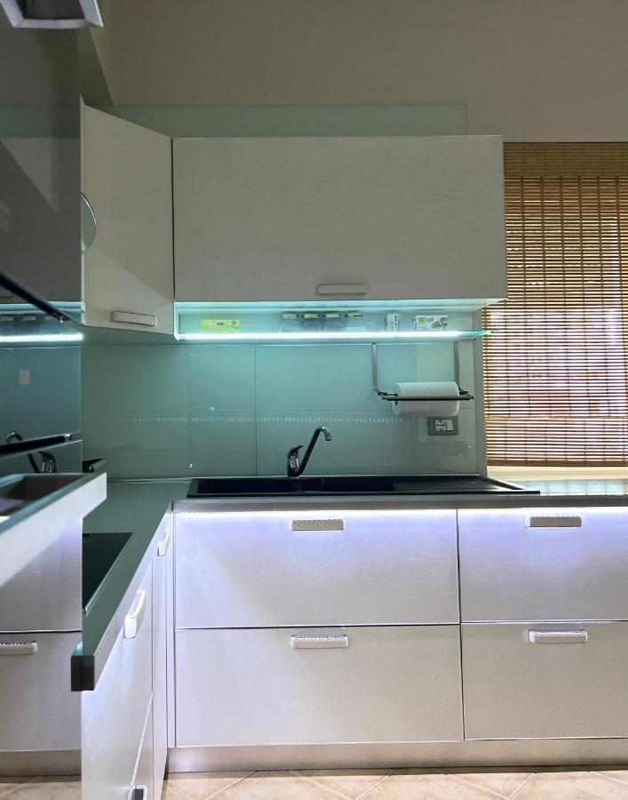 Sunkissed Centre Apartment วญอเรอ ภายนอก รูปภาพ